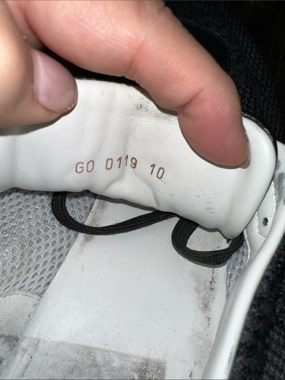 Louis Vuitton Black Knit Low-Top Sneakers with White Inner Trim - Picture 10 of 10